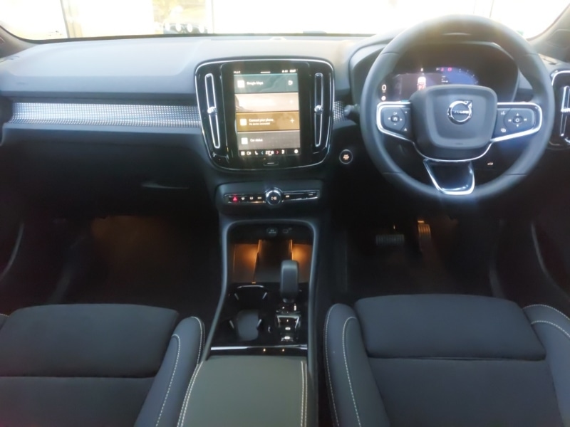 Used Volvo XC40 2025 for sale - 77419561: Photo 2