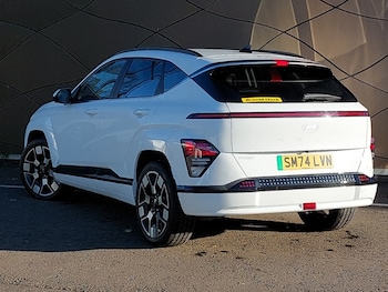 Used Hyundai KONA 2024 for sale - 77035342: Photo