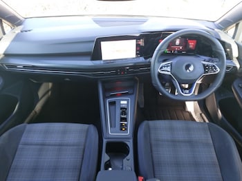 Used Volkswagen Golf 2021 for sale - 77949867: Photo