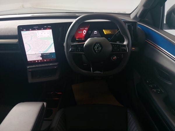 Used Renault Scenic E-Tech 2025 for sale - 76220913: Photo 7