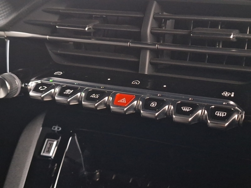 Used Peugeot 2008 2024 for sale - 77393130: Photo 12