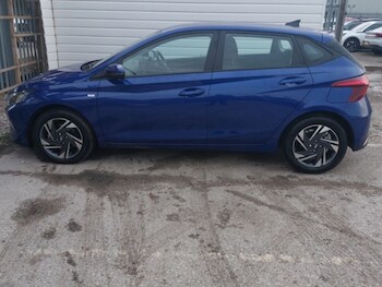 Used Hyundai i20 2023 for sale - 77253187: Photo
