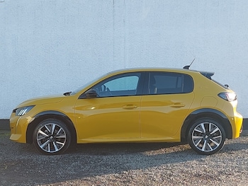 Used Peugeot 208 2022 for sale - 77190113: Photo