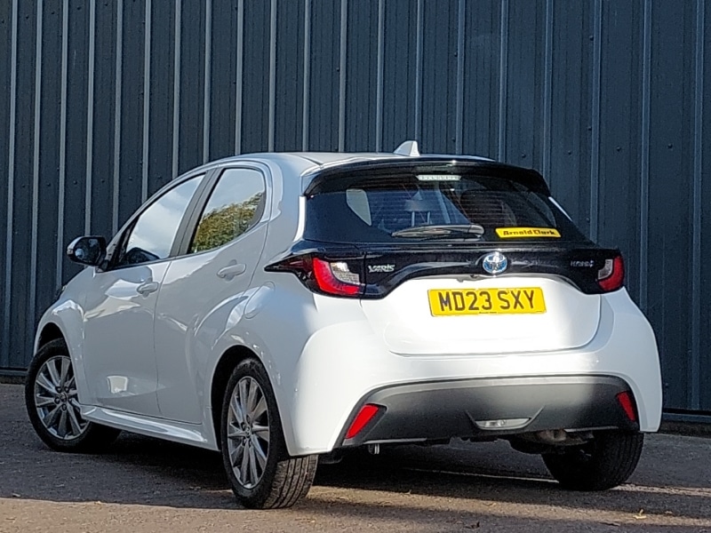 Used Toyota Yaris 2023 for sale - 76742099: Photo 3