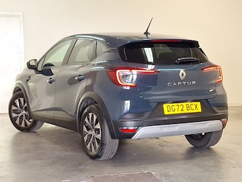 Used Renault Captur 2022 for sale - 79315475: Photo