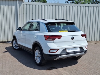 Used Volkswagen T-Roc 2022 for sale - 79207801: Photo