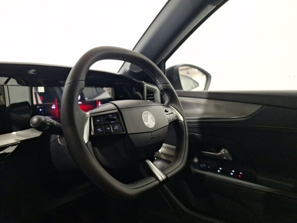 Used Vauxhall Mokka 2025 for sale - 76212982: Photo 10