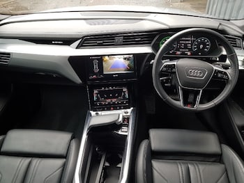 Used Audi e-tron 2022 for sale - 75740695: Photo