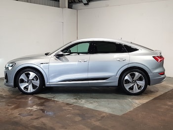 Used Audi e-tron 2022 for sale - 75740695: Photo