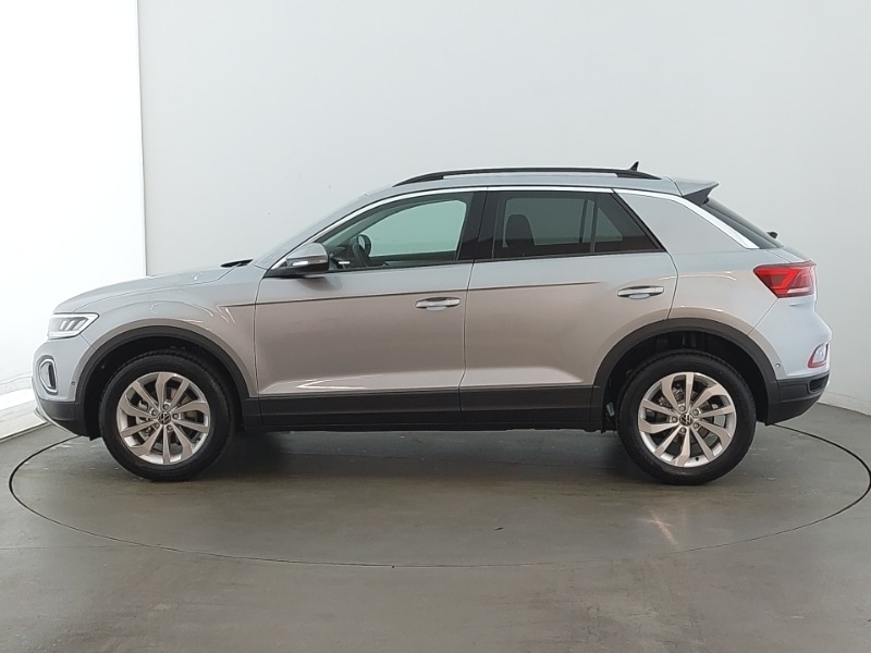 Used Volkswagen T-Roc 2025 for sale - 77986607: Photo 4