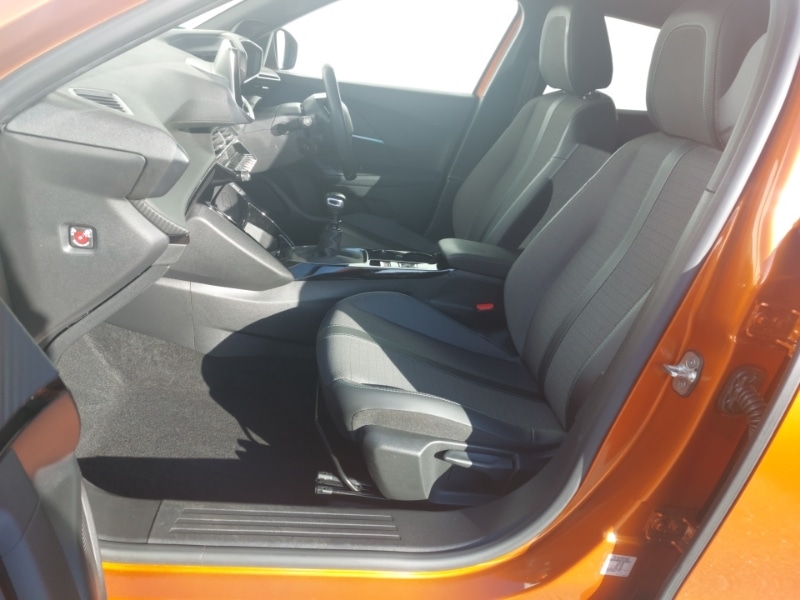 Used Peugeot 2008 2023 for sale - 76708490: Photo 5