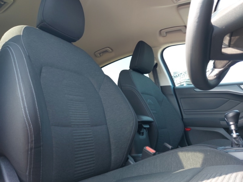 Used Ford Focus 2020 for sale - 76544147: Photo 12