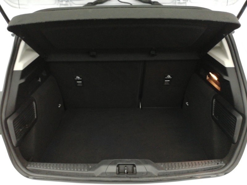 Used Ford Focus 2021 for sale - 76935692: Photo 8