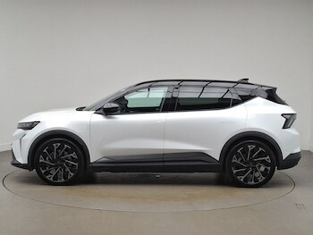 Used Renault Scenic E-Tech 2024 for sale - 77252610: Photo