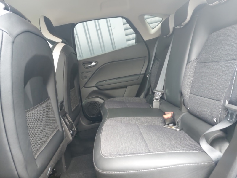 Used Renault Captur 2023 for sale - 78169875: Photo 6