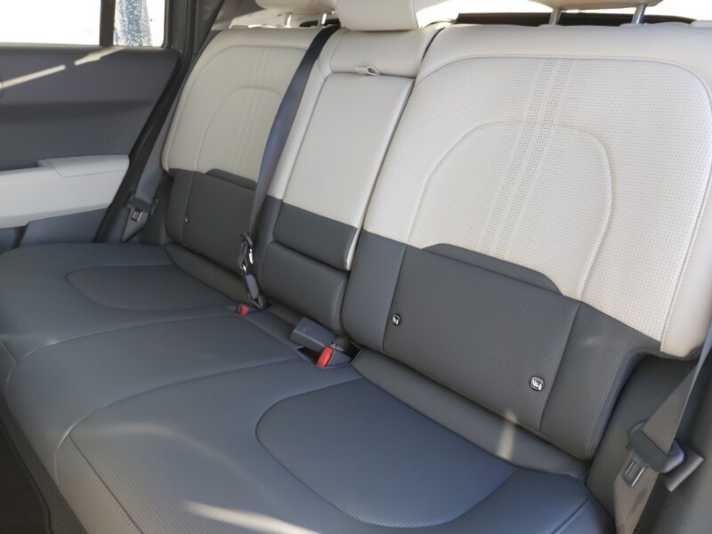 Used Kia EV3 2025 for sale - 76664190: Photo 6