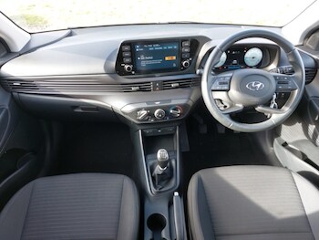 Used Hyundai i20 2021 for sale - 77606429: Photo
