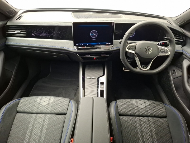 Used Volkswagen Passat 2025 for sale - 77032093: Photo 2