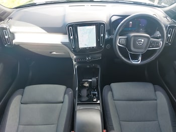 Used Volvo XC40 2022 for sale - 76456495: Photo