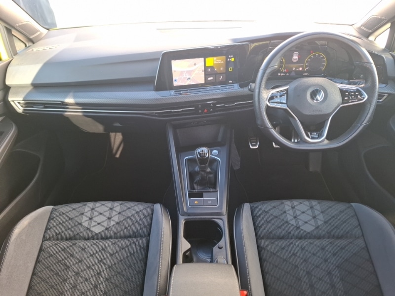 Used Volkswagen Golf 2020 for sale - 77956331: Photo 2