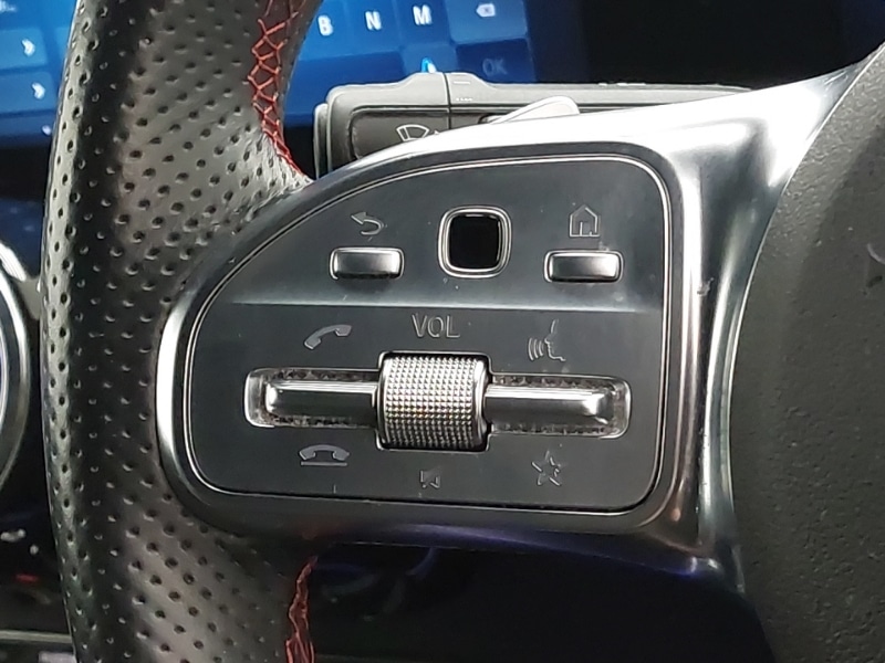 Used Mercedes-Benz EQB 2022 for sale - 76414175: Photo 11