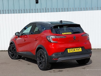 Used Renault Captur 2024 for sale - 78621559: Photo