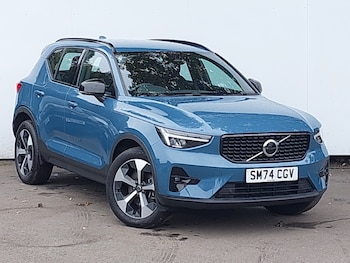 Volvo - XC40