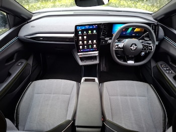 Used Renault Megane E Tech 2024 for sale - 77472347: Photo