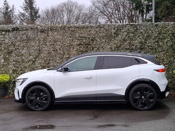 Used Renault Megane E Tech 2024 for sale - 77472347: Photo