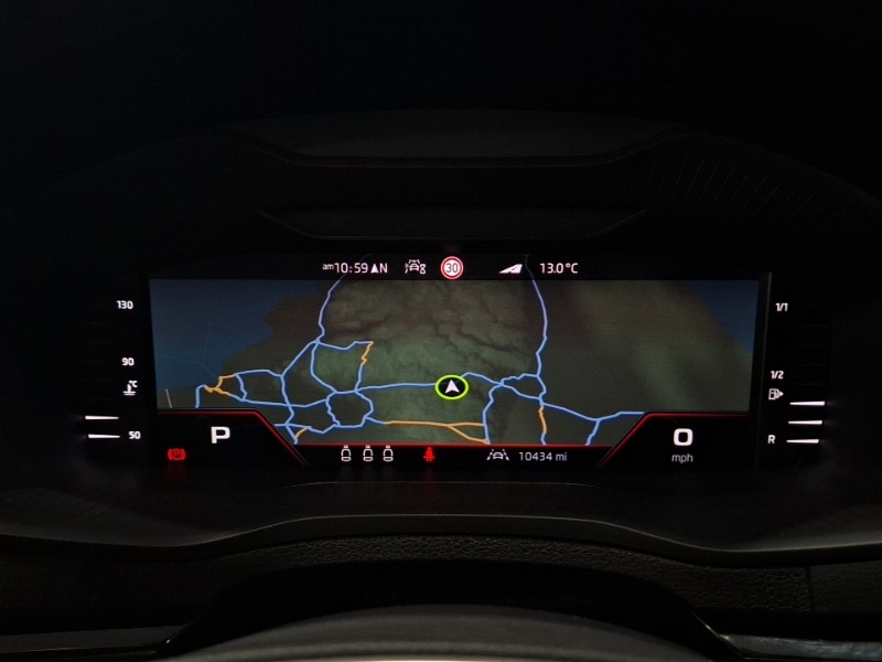 Used Skoda Karoq 2024 for sale - 76459580: Photo 10