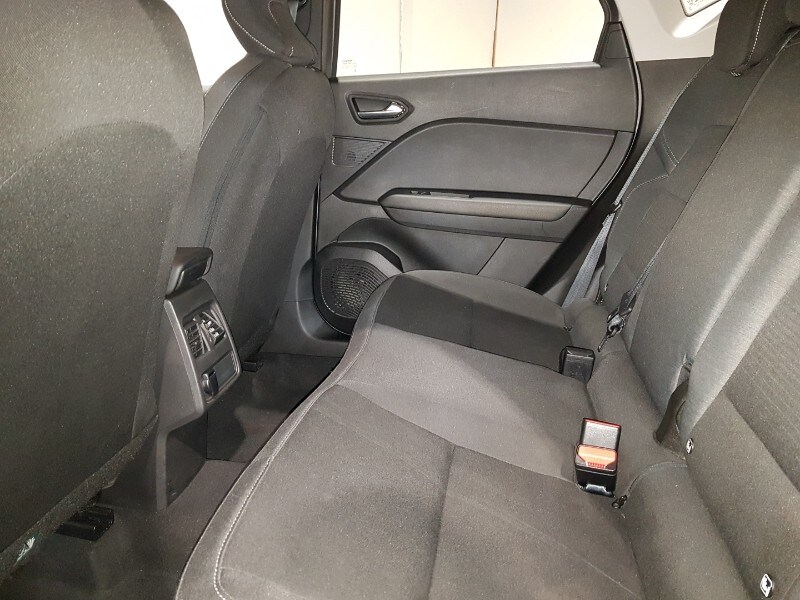 Used Renault Captur 2020 for sale - 77875009: Photo 6