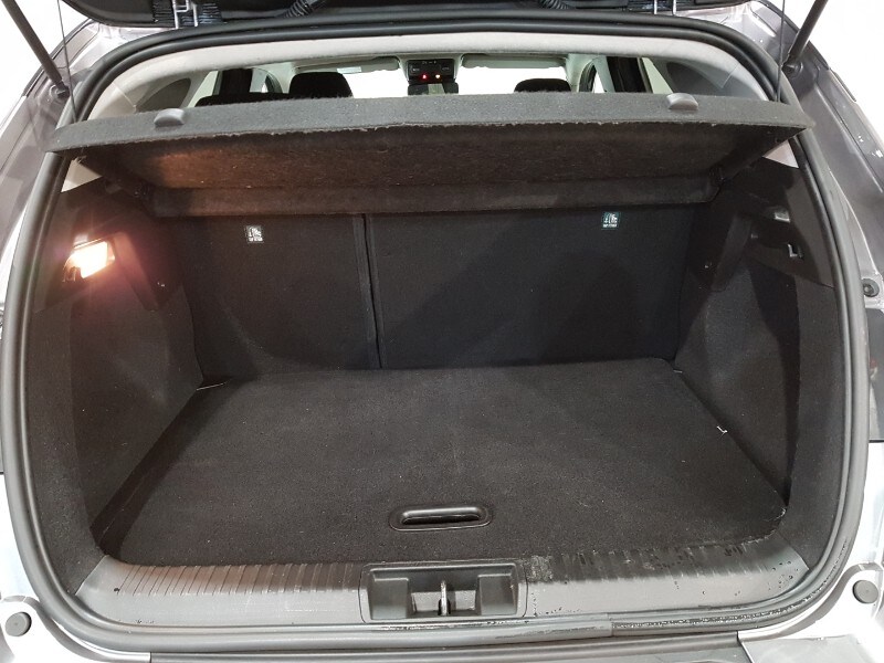 Used Renault Captur 2020 for sale - 77875009: Photo 8