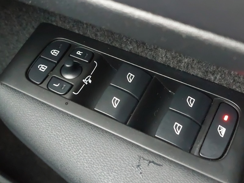 Used Volvo XC40 2021 for sale - 77085903: Photo 12