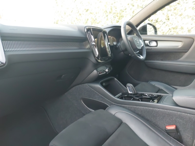 Used Volvo XC40 2021 for sale - 77085903: Photo 5