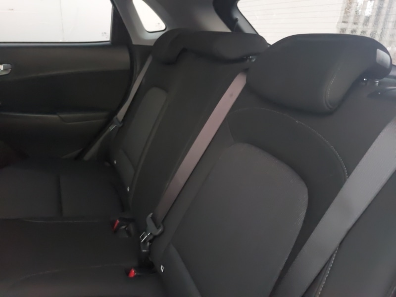 Used Hyundai KONA 2022 for sale - 76695230: Photo 6