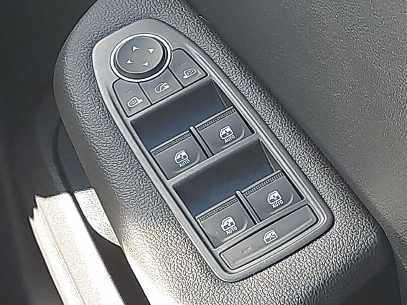 Used Renault Clio 2024 for sale - 77875327: Photo 10