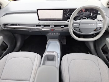 Used Kia EV3 2025 for sale - 77986365: Photo