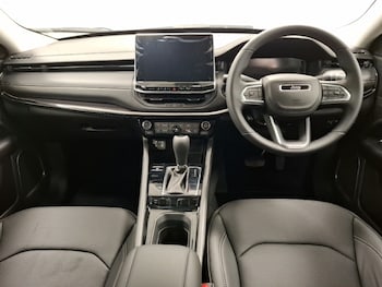 Used Jeep Compass 2025 for sale - 76120763: Photo 2