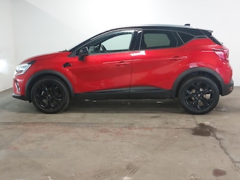 Used Renault Captur 2023 for sale - 78777662: Photo