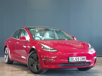 Tesla - Model 3