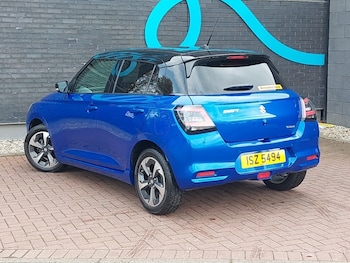 Used Suzuki Swift 2024 for sale - 76764412: Photo