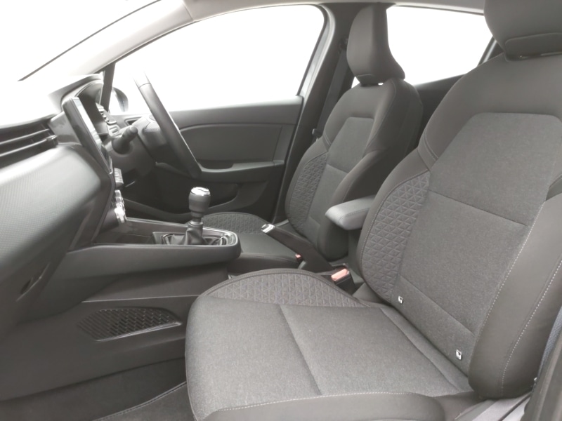 Used Renault Clio 2023 for sale - 77419501: Photo 5