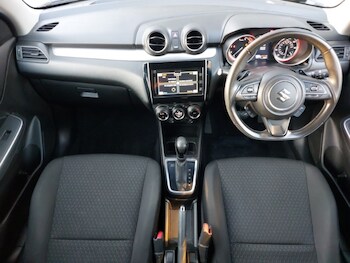 Used Suzuki Swift 2024 for sale - 77174345: Photo