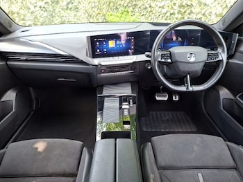Used Vauxhall Astra 2023 for sale - 79273496: Photo