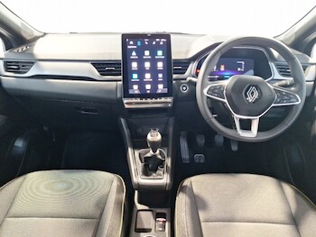 Used Renault Captur 2024 for sale - 75762276: Photo