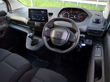 Used Peugeot Partner 2023 for sale - 78643086: Photo