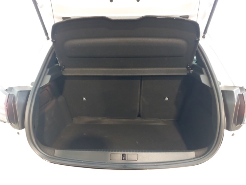 Used Peugeot 208 2024 for sale - 76764366: Photo 8