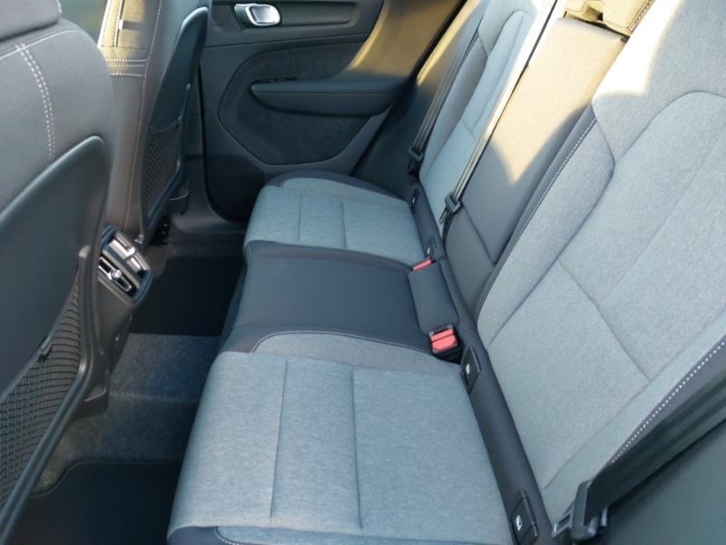 Used Volvo XC40 2025 for sale - 76639971: Photo 6