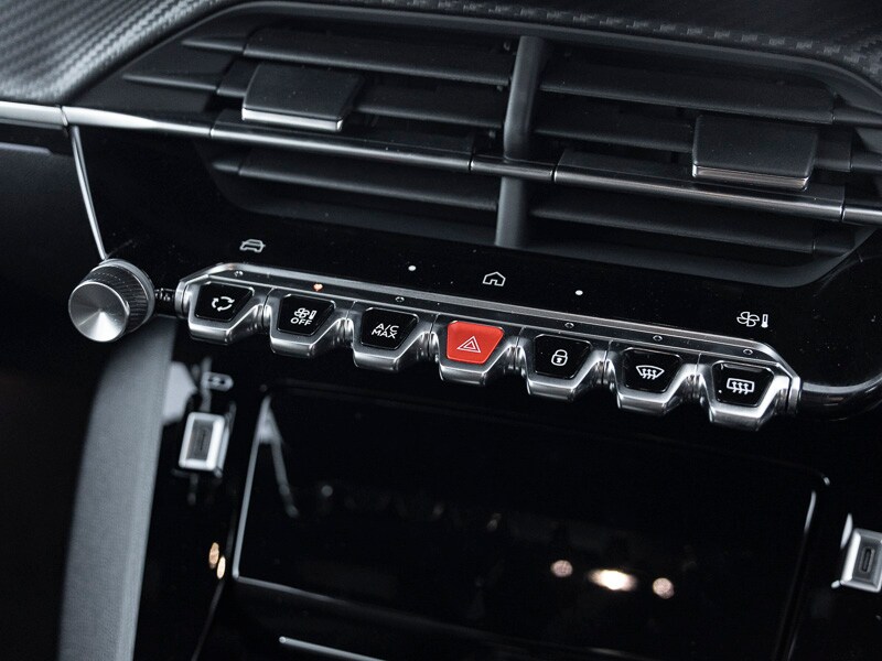 Used Peugeot 2008 2026 for sale - 77817117: Photo 12