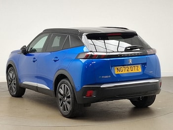 Used Peugeot 2008 2023 for sale - 77752335: Photo